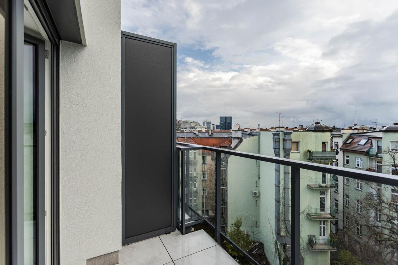 Klimatyzowany Apartament Very Berry Z Parkingiem W Poznaniu By Noclegi Renters Екстериор снимка