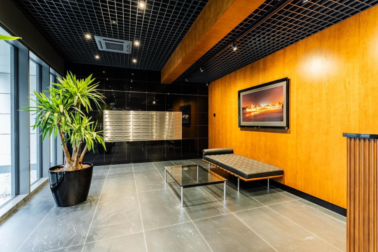 Klimatyzowany Apartament Very Berry Z Parkingiem W Poznaniu By Noclegi Renters Екстериор снимка